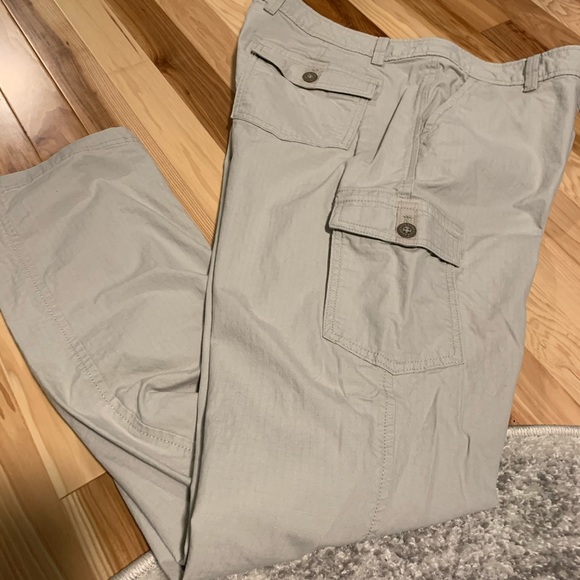 cargo pants size 16